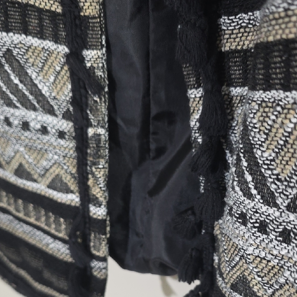 Relativity Black and Tan Textured Jacket - Picture 6 of 6
